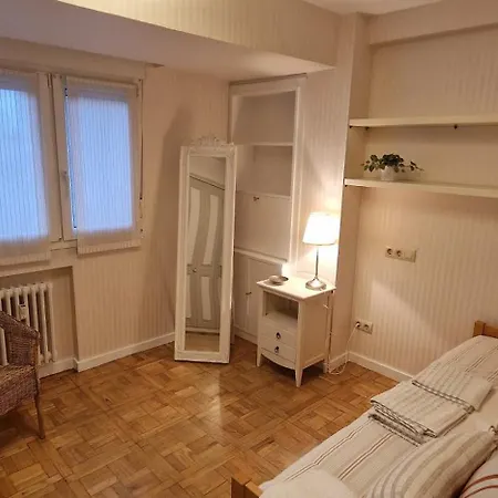 Parque Begona - Amplio Piso 6 Pax Y Centrico - Vut-4528-as * ヒホン